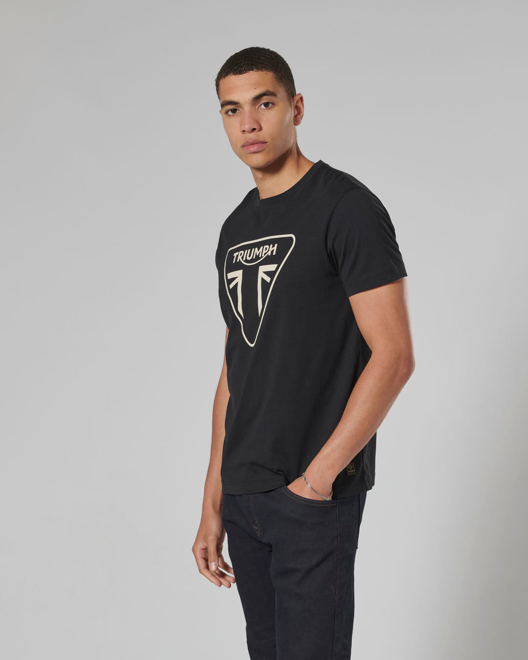 MAGLIA HELSTON TEE BLACK MTSS21006